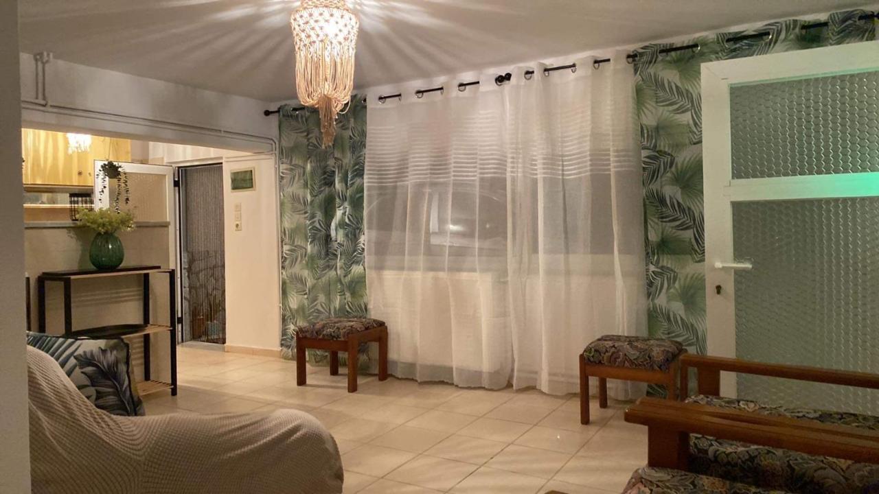 Studio Cleopatra Kanali  Luaran gambar